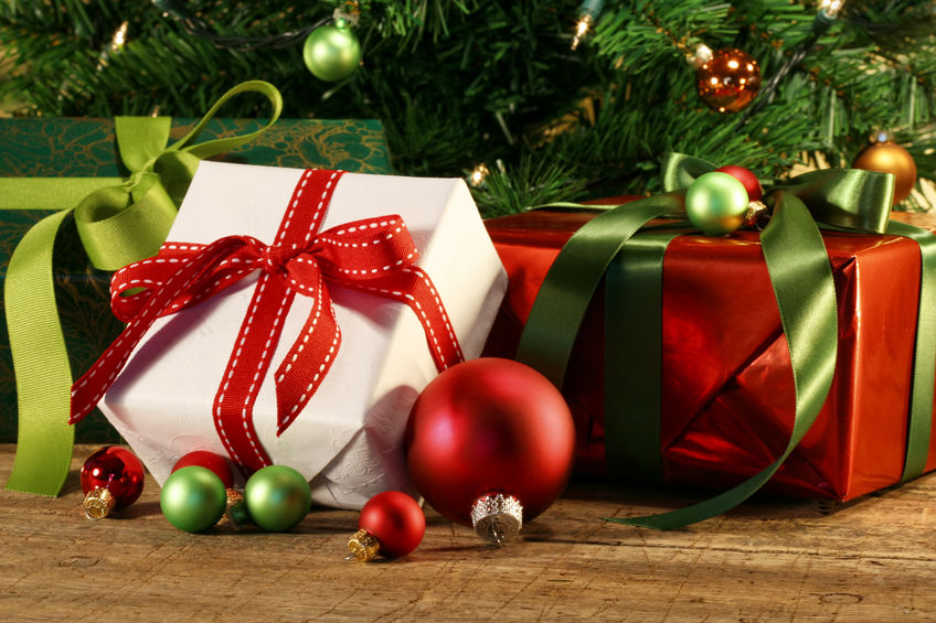 Tips for Giving Thoughtful Gifts This Holiday Season